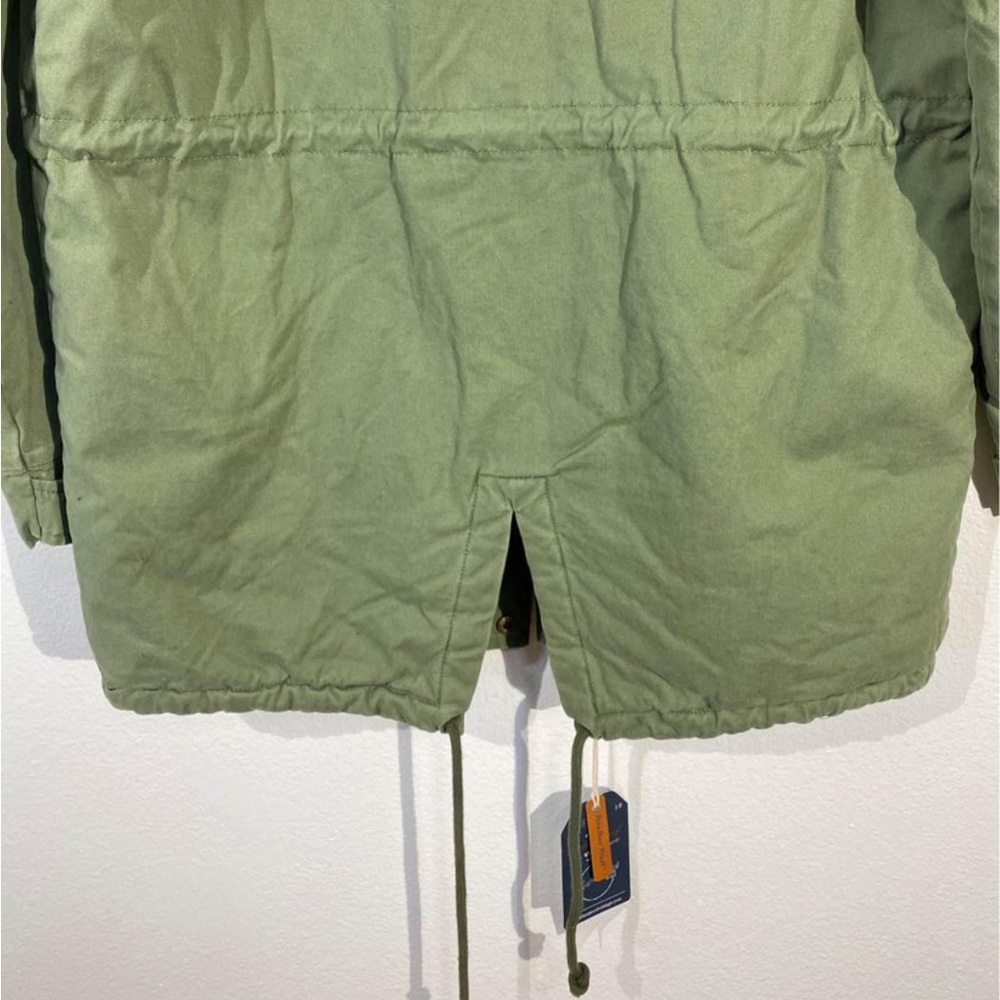 NWT Weatherproof Vintage Mens parka with Sherpa hood. Size medium
LAST ONE LEFT - Picture 6 of 8